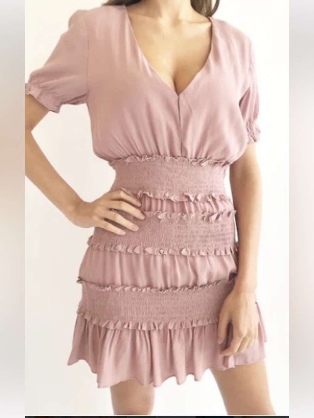 NWT Karlie Alanis Dress in blush size S Tiered pleated design w/v-neck. Lovely!